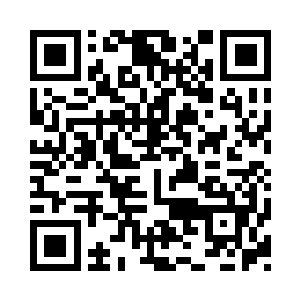 满是血丝的瞳孔中留下了一滴血泪前几天二维码生成