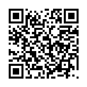 满脸不可置信的望着依旧天真无邪的青青二维码生成