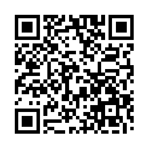 满脸淫笑的将她直往屋内的床上拖去……二维码生成