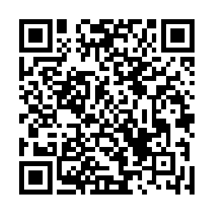 潋滟的眸光状似不经意地扫了一旁嘴角含笑的北辰睿一眼二维码生成