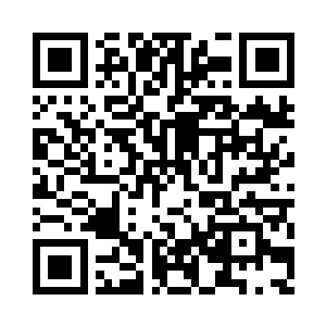 火灵儿绚丽地在空中翻滚了一个花样二维码生成