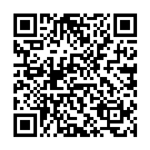 火焰中消耗的氧气已经让他的呼吸系统没法正常工作二维码生成