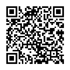 火红色巨云汇聚成的耀眼漩涡恍惚是又大好多圈二维码生成