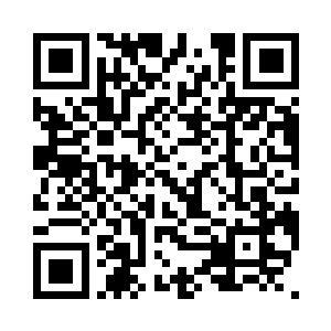 灰衣老者以仙念向其传音说了几句什么二维码生成