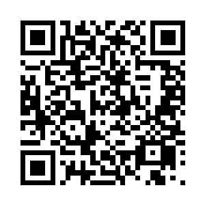 焦木瑶琴面前出现了一个淡淡的虚影二维码生成