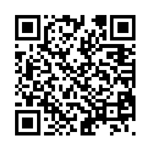 然后两个人以极其狼狈的姿势摔了出去二维码生成