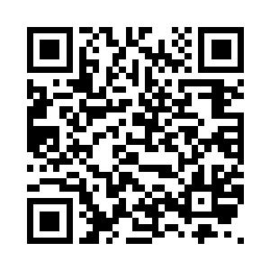 然后也不知道赵半仙嘴里念叨着什么二维码生成