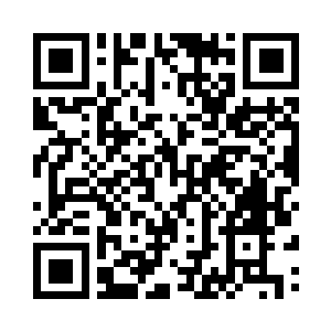 然后也施施然的回到了自己的位置上二维码生成