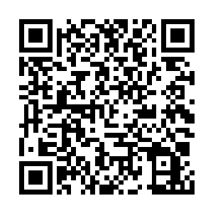 然后从药鼎中透析出一道暗紫色的液体装入瓶中二维码生成