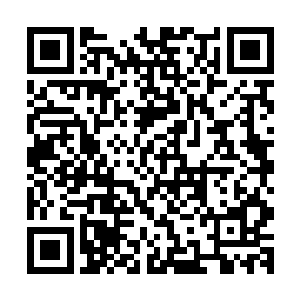 然后他在躲避的过程中看有没有机会狠狠的给金基哲来一下子二维码生成