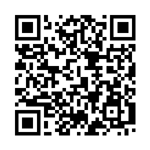 然后他将手机放回车前的小格子上二维码生成