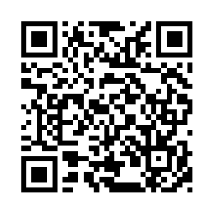 然后他就开始了造型摄影工作室一天的工作二维码生成