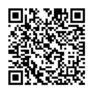 然后他居然干了一件去翟远方办公室翻新兵资料的事二维码生成