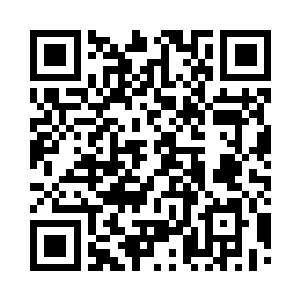 然后伸手一指另外一边的一个金乌族人二维码生成