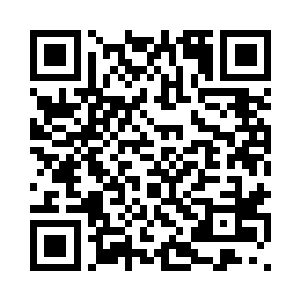 然后伸手将两个玉匣子推给了两人二维码生成