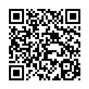 然后便有些惊疑不定的继续向天空疾飞追去二维码生成