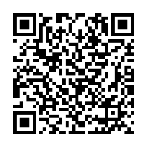 然后刷刷刷将一行行正确的解题步骤过程誊写上去二维码生成