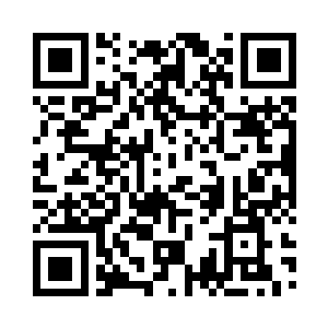 然后单手拆开了桌上那个大大的蛋糕盒二维码生成