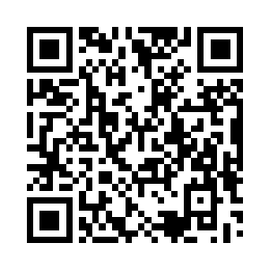 然后又眼睁睁地看着一个傀儡一样的女人二维码生成