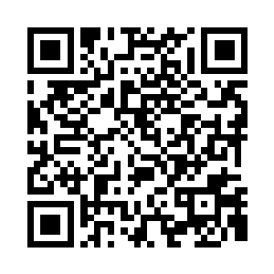 然后又让店小二给倒三碗茶水润润口二维码生成