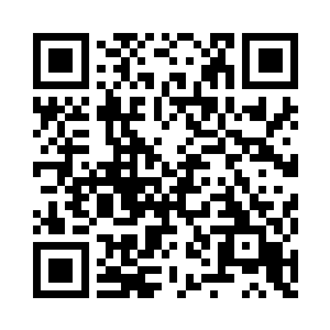 然后将信笺投入一旁的火炉中焚烧殆尽二维码生成