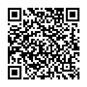 然后就可以清晰地看到整个世界在你的眼睛里支离破碎二维码生成
