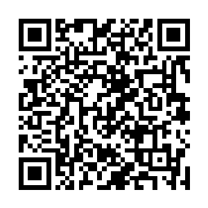 然后很快绕着岛屿边缘经过南面的直升机区域爬升高度二维码生成