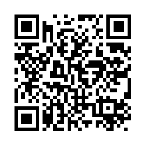 然后慢慢的踩着碎片空隙的地方走过去二维码生成