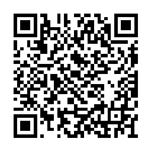 然后我就看到刘鹏胡帅他们都从我宿舍里出来了二维码生成