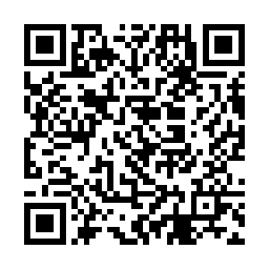 然后我就觉得自己被一只冰冷的黑色手臂掐住了脖子二维码生成