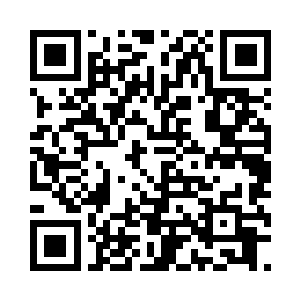 然后把他的那件儿72号球衣挂到了荣誉室里二维码生成