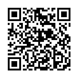 然后把所有度假村的呜格兰籍公民的护照二维码生成