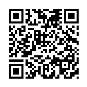 然后把手臂在窗口挥动了一下打了个招呼二维码生成