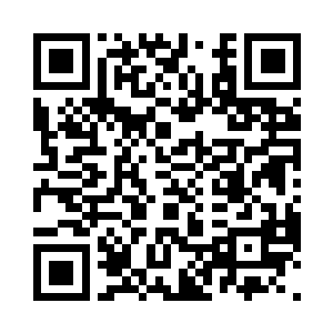 然后抬起头来一脸纳闷儿地看着张璐涵二维码生成