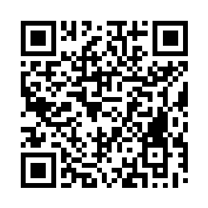 然后摇了摇头这样就用掉一块价值不菲的灵石二维码生成