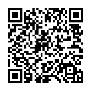 然后那道符箓就向着那十八个筑基期修士中的某一人飞去二维码生成