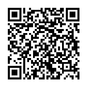 然后重新抓起手机把自己打的短信凑到了欢喜哥的面前二维码生成