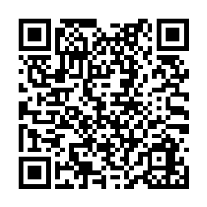 然后金色的符文瞬间爆射出一道冲天的金色的光芒二维码生成