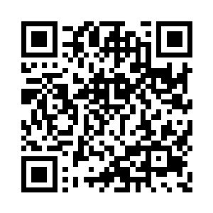 然后顺着走廊走到操场背后的出口处二维码生成