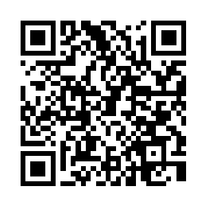 然而他们已经来不及阻止长刀的下落了二维码生成
