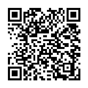 然而慕容仙儿心中却渐渐地浮现出一个大胆的想法二维码生成
