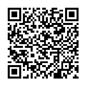 然而所有人的心上却同时压上了一块沉甸甸的大石头二维码生成