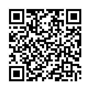 然而正当他们快速的向上推进的时候二维码生成