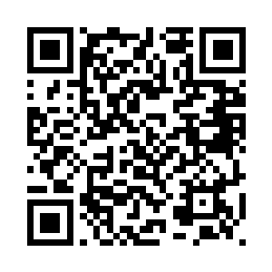 然而穆帅将军一行人还是显眼的很二维码生成