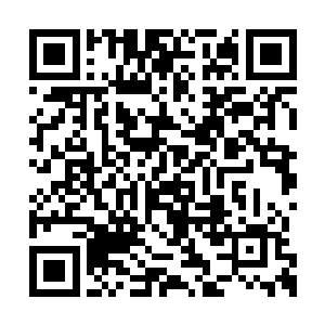 照顾着张铁的小护士都会把张铁的身子侧翻过去二维码生成