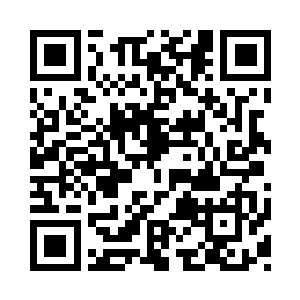 燕小霞冲霍君白所在方位递过来一枚药丸二维码生成