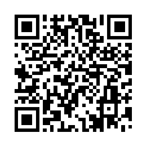 父亲和米勒叔叔在举行祖父的葬礼的时候二维码生成