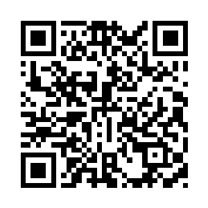 犹如一个小巨人似地铁塔就出现在他身边二维码生成