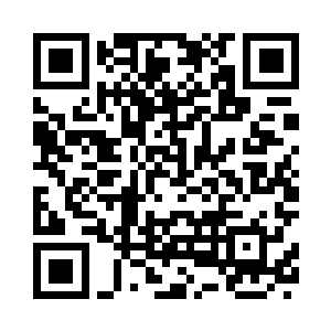 狠戾的眼眸已经布满了可怕的风暴二维码生成