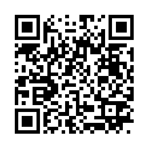 独眼龙方刚等人也和现场众人打成一片二维码生成